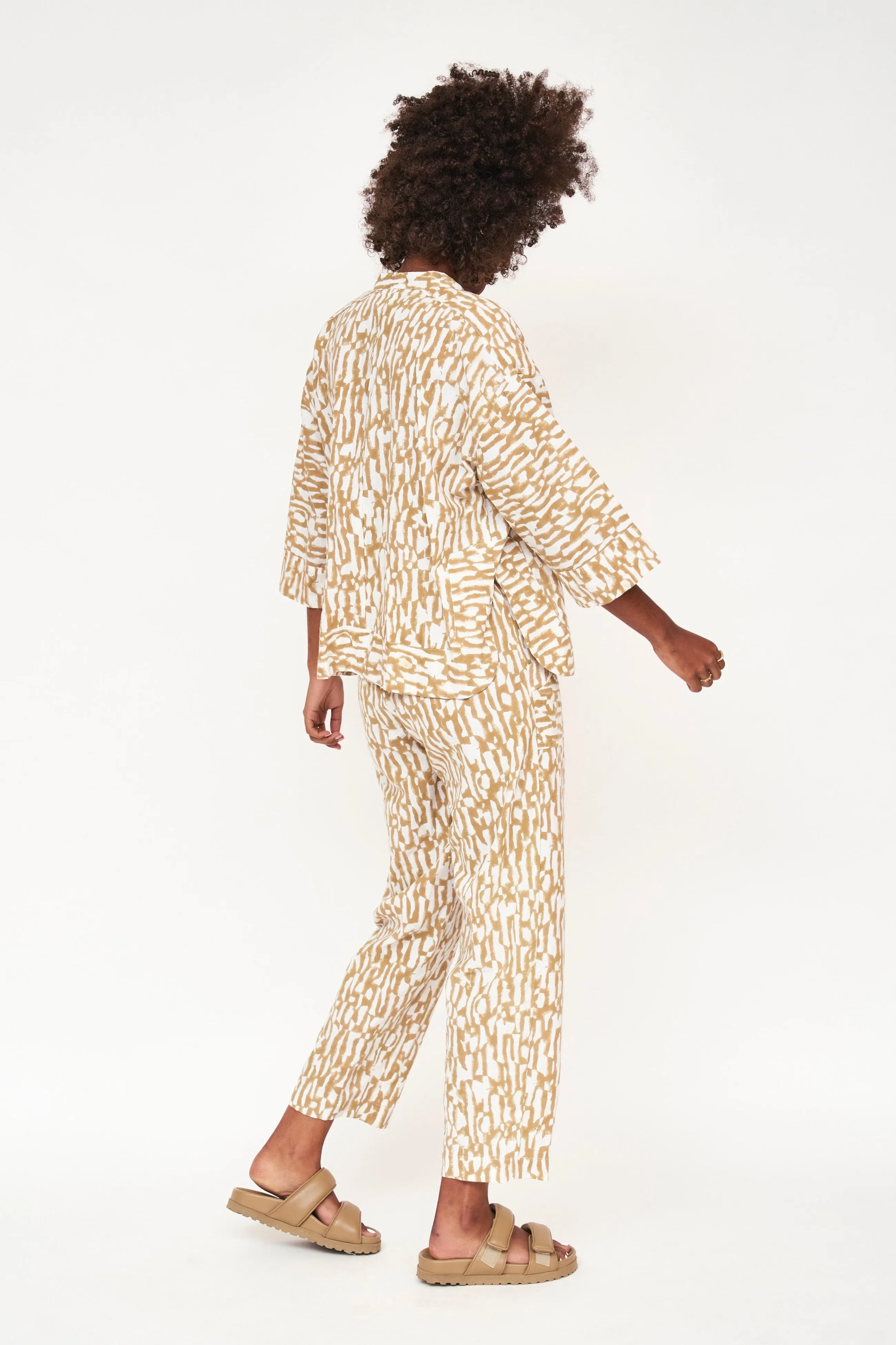 Tivot Slim Pant in Driftwood